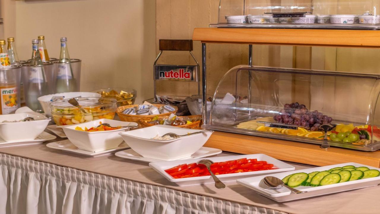 Hotel Gutenberger Любек Екстер'єр фото