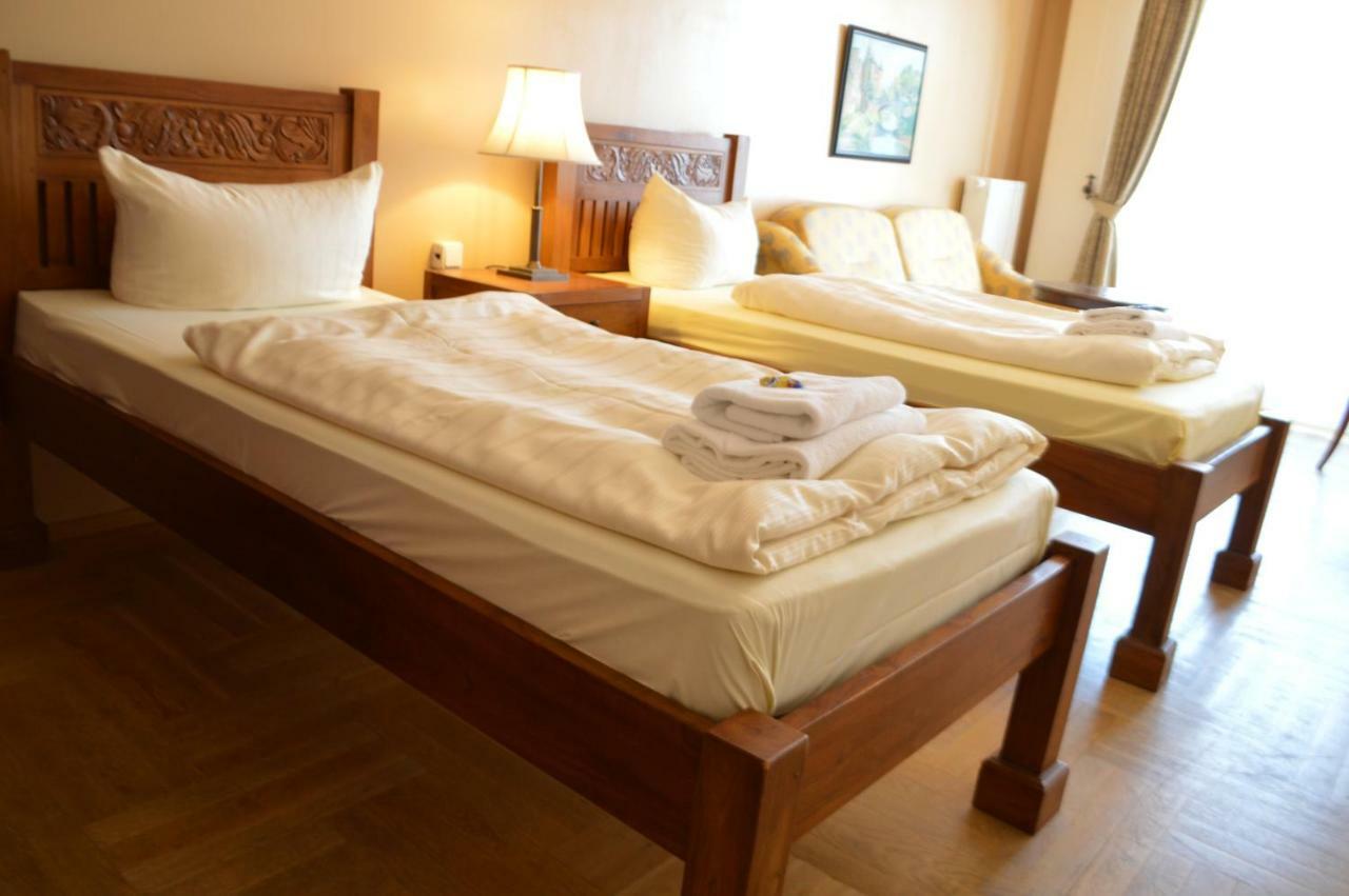 Hotel Gutenberger Любек Екстер'єр фото